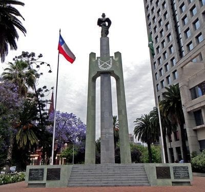 ME-O pide retirar monumento por alusión a la dictadura