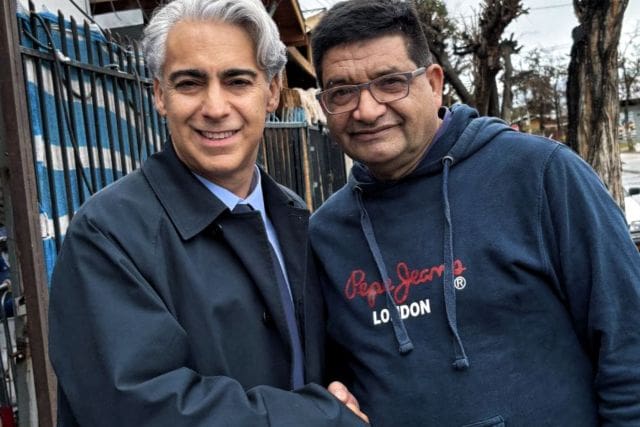 Marco Enríquez-Ominami se reunió con el vicepresidente nacional de ferias libres, Víctor Orellana